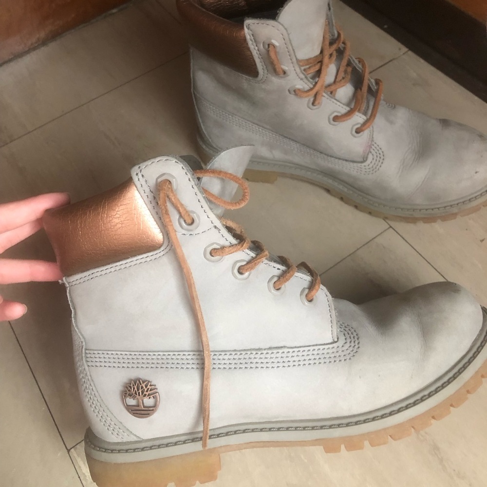 Timberlands!!! Gorgeous grey with a bronze gold!!